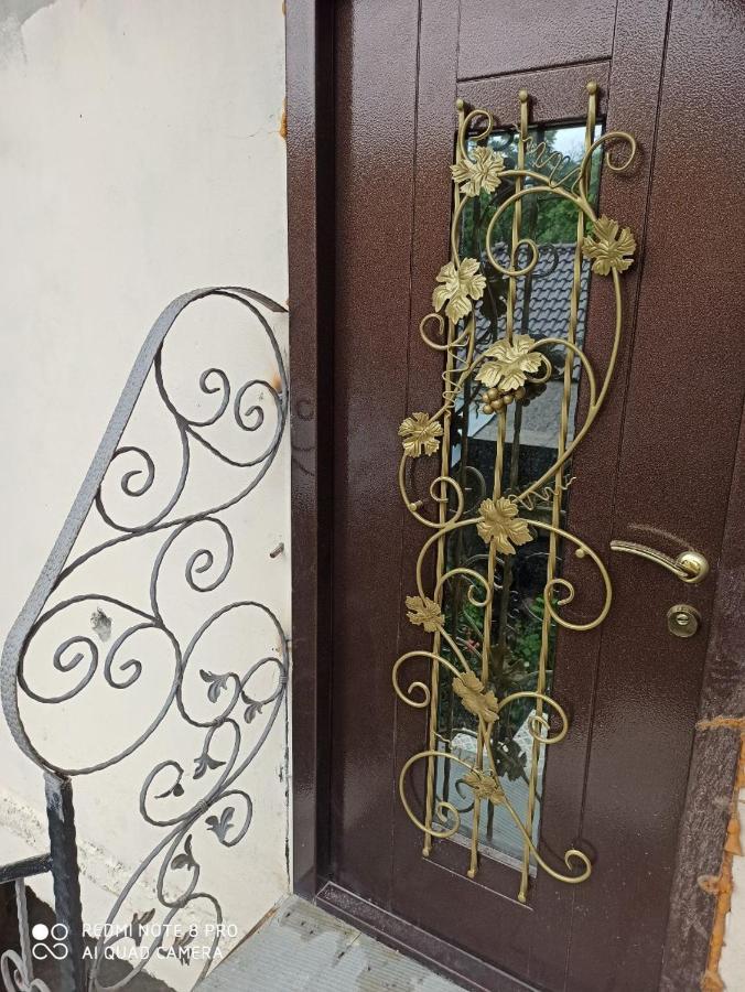 Студия У Моря, Терасса, Отдельный Вход Odesa Exterior photo